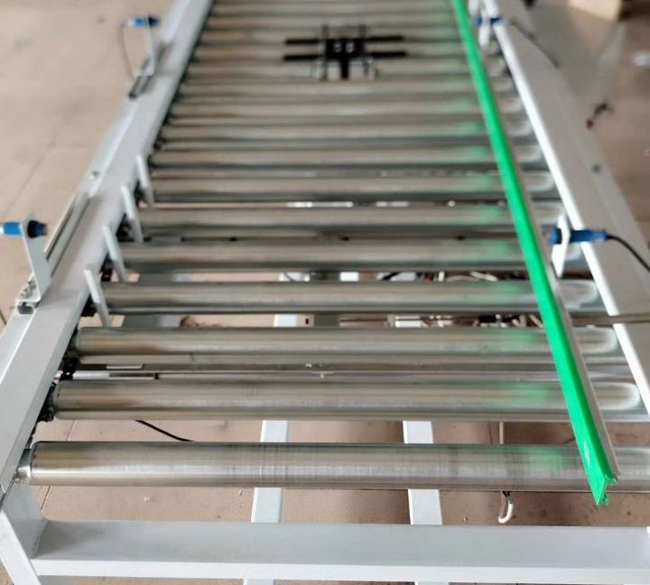 鍍鋅滾筒輸送機