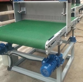 td75帶式輸送機.jpg td75帶式輸送機.jpg